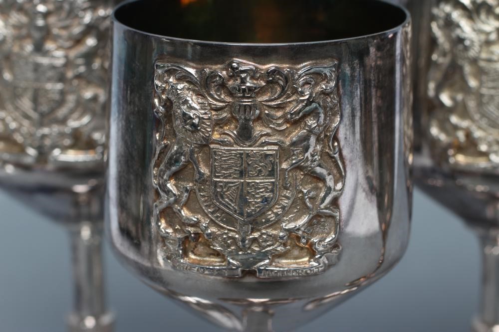 A SET OF THREE GOBLETS Image
