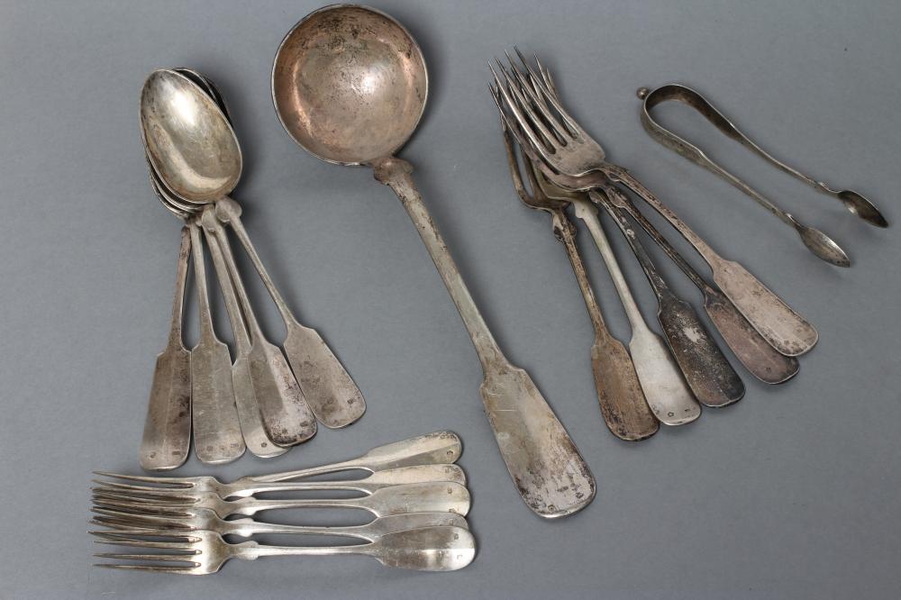 A HUNGARIAN PART TABLE SERVICE Image