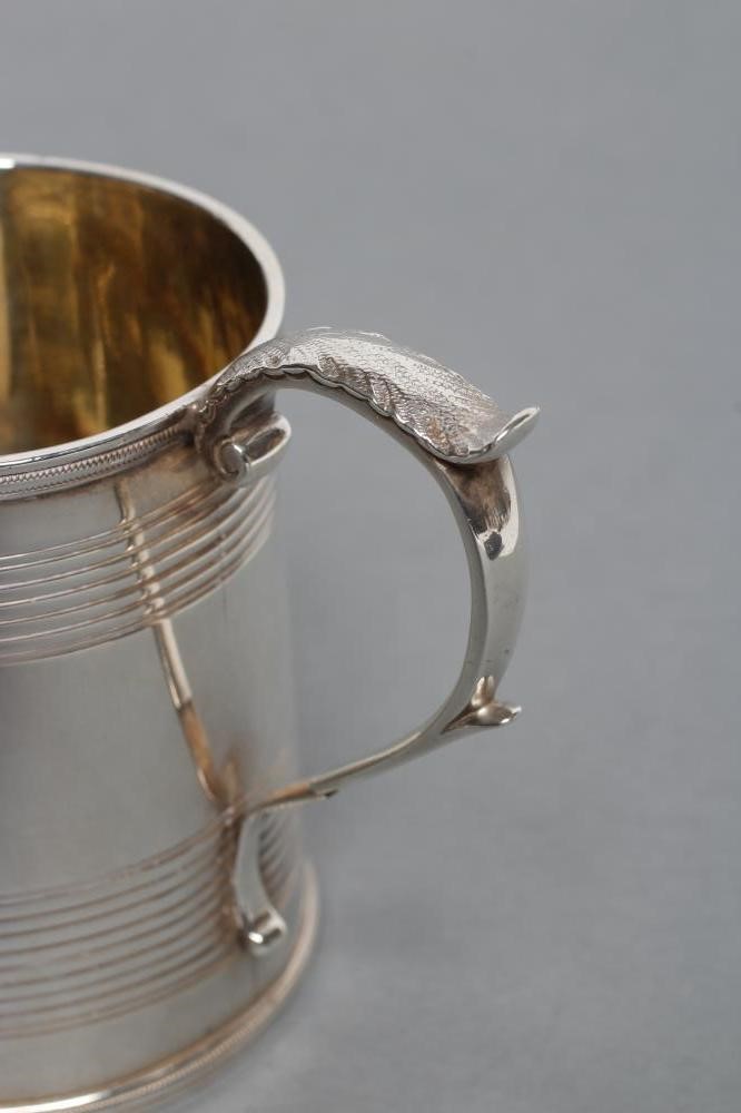 AN EARLY VICTORIAN MUG Image