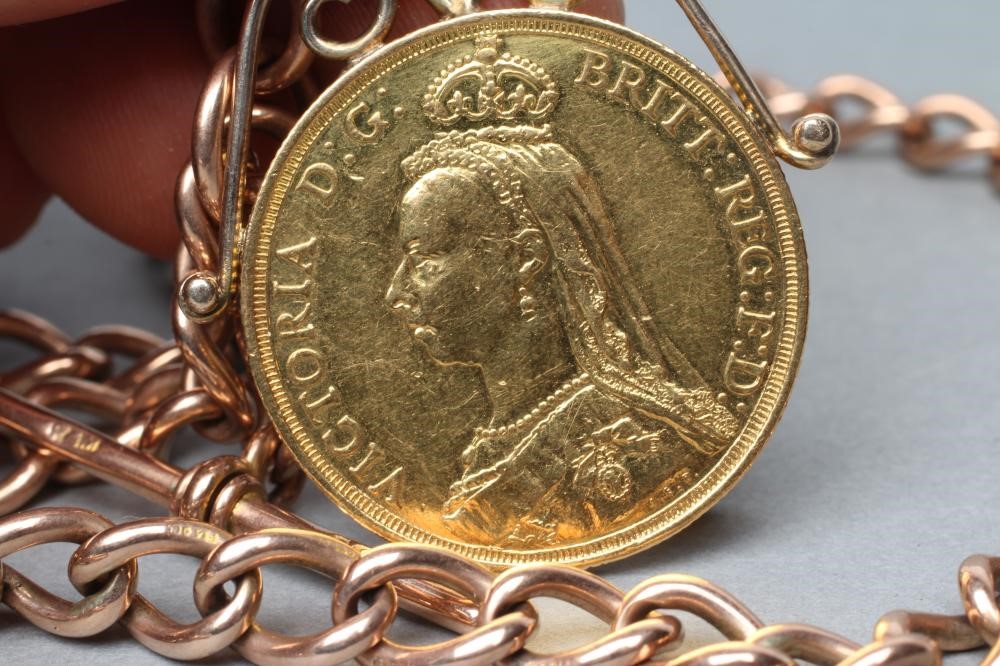 A VICTORIA JH HEAD GOLD £2 Image