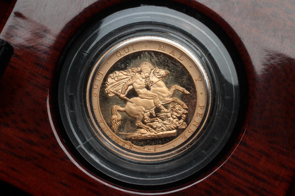 THE PIEDFORT GOLD PROOF DOUBLE SOVEREIGN Image