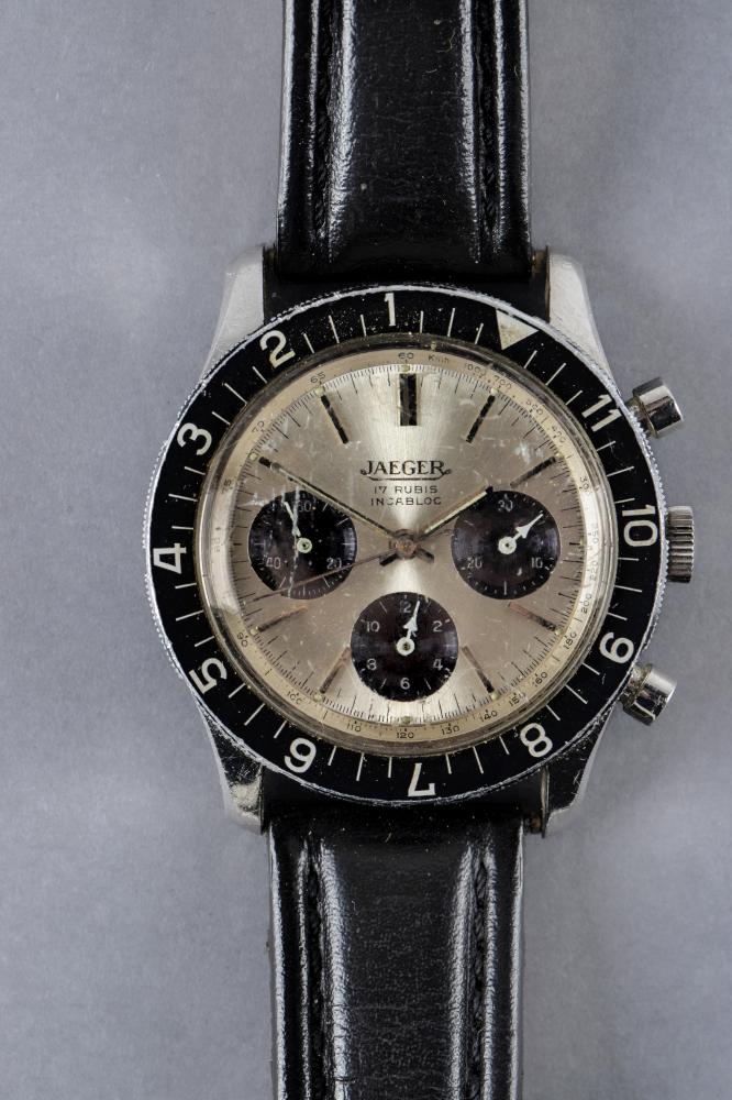 A JAEGER 4ATM PANDA CHRONOGRAPH Image