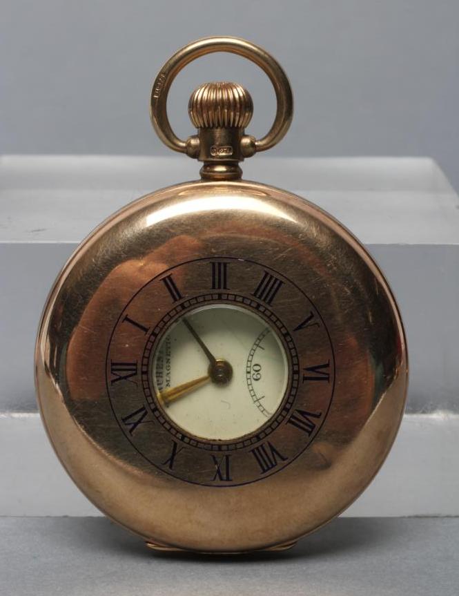 A 9CT GOLD HALF HUNTER TOP WIND POCKET WATCH Image