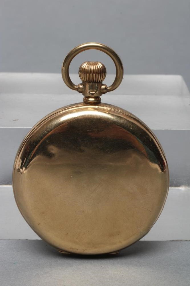 A 9CT GOLD HALF HUNTER TOP WIND POCKET WATCH Image