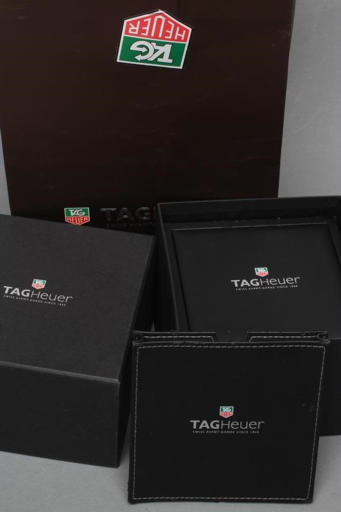 A GENTLEMAN'S TAG HEUER AQUARACER CALIBRE S REGATTA CHRONOGRAPH Image