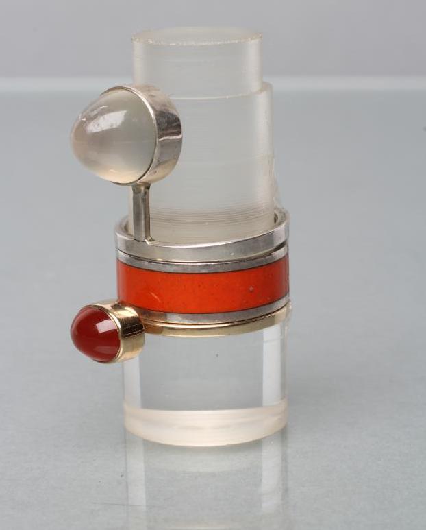 A WENDY RAMSHAW SILVER STACKING RING Image