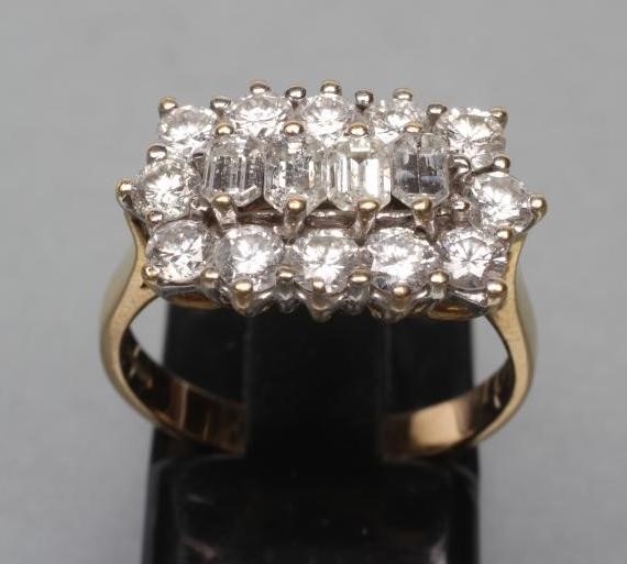 A DIAMOND DRESS RING Image