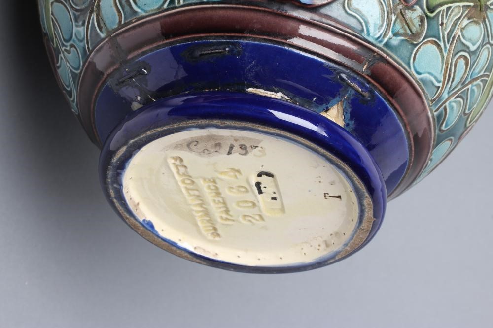 A BURMANTOFTS FAIENCE VASE Image