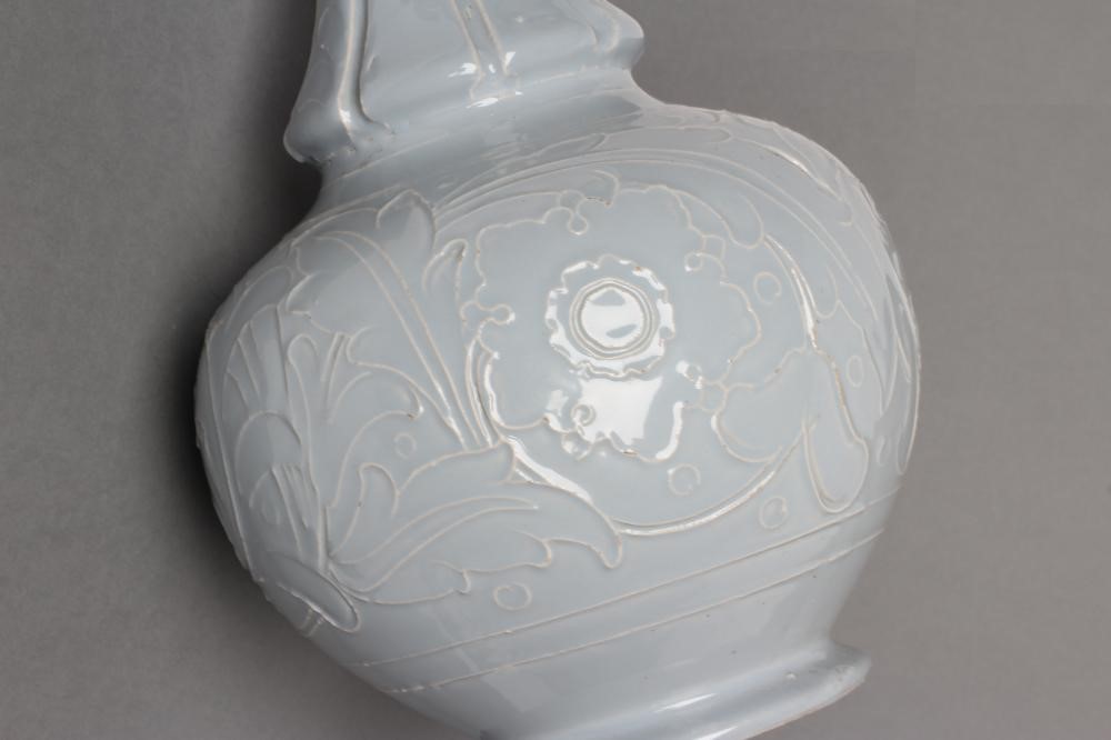 A BURMANTOFTS FAIENCE VASE Image