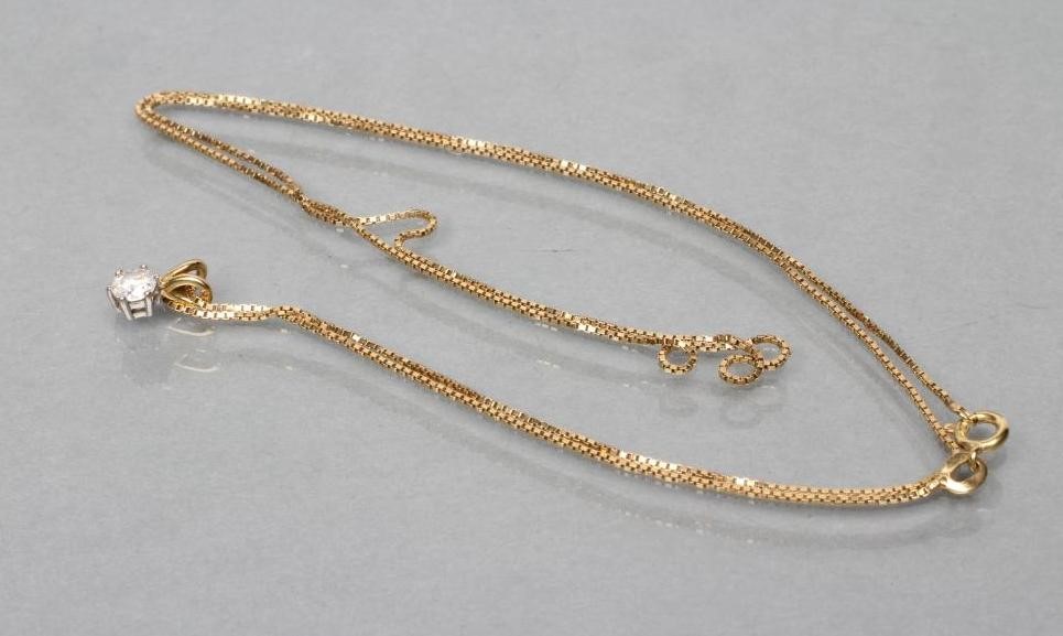 A SOLITAIRE DIAMOND PENDANT Image