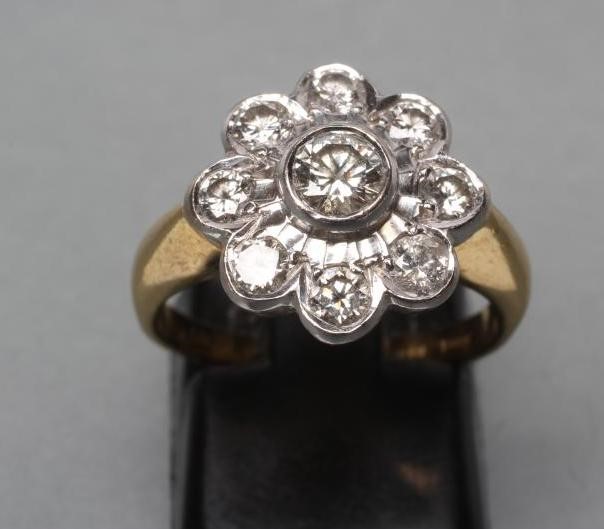 A DIAMOND CLUSTER RING Image