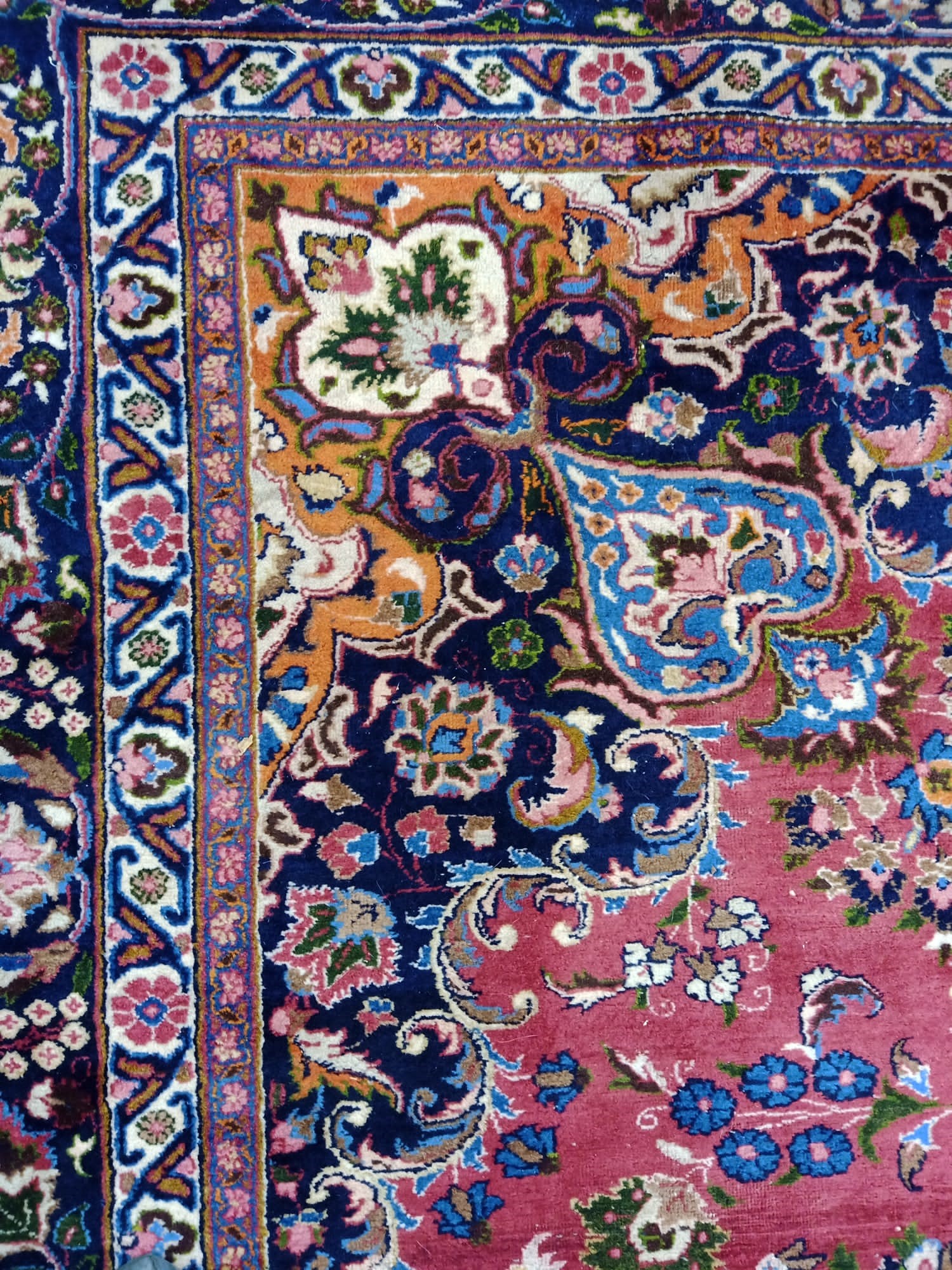 a-persian-carpet-hartleys-auctioneers-valuers