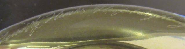 A TIMOTHY AND JONATHAN HARRIS ISLE OF WIGHT UNDERCLIFF GLASS VASE Image