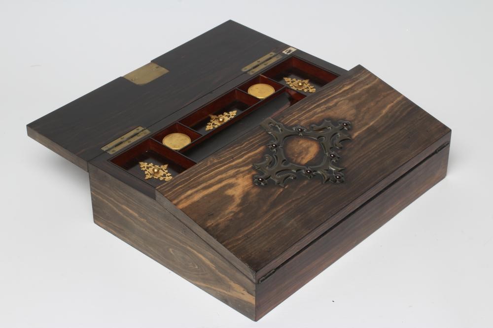 A VICTORIAN LADY'S COROMANDEL LAP DESK Image