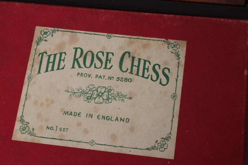 AN EDWARDIAN JAQUES OF LONDON TRAVELLING CHESS SET Image