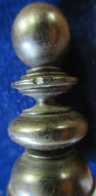 A TURNED WOOD CHESS SET in box and hardwood Image