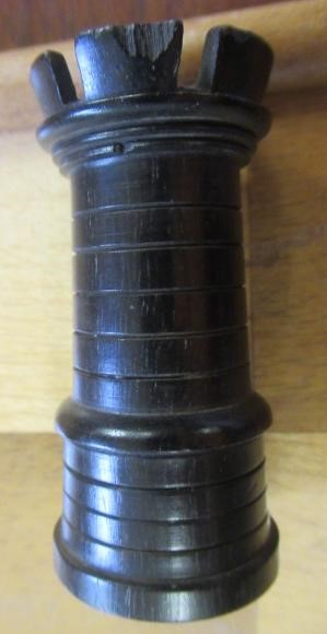 A TURNED WOOD CHESS SET in box and hardwood Image