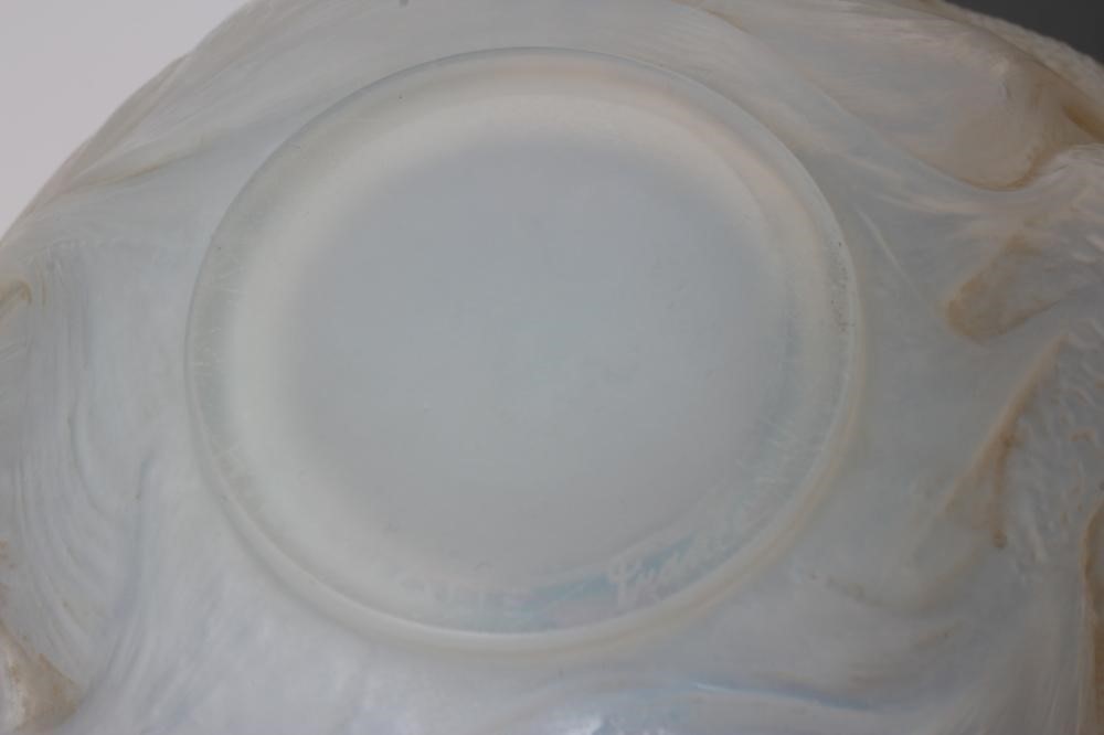 A LALIQUE PALE BLUE OPALESCENT GLASS FORMOSE PATTERN GLOBULAR VASE Image