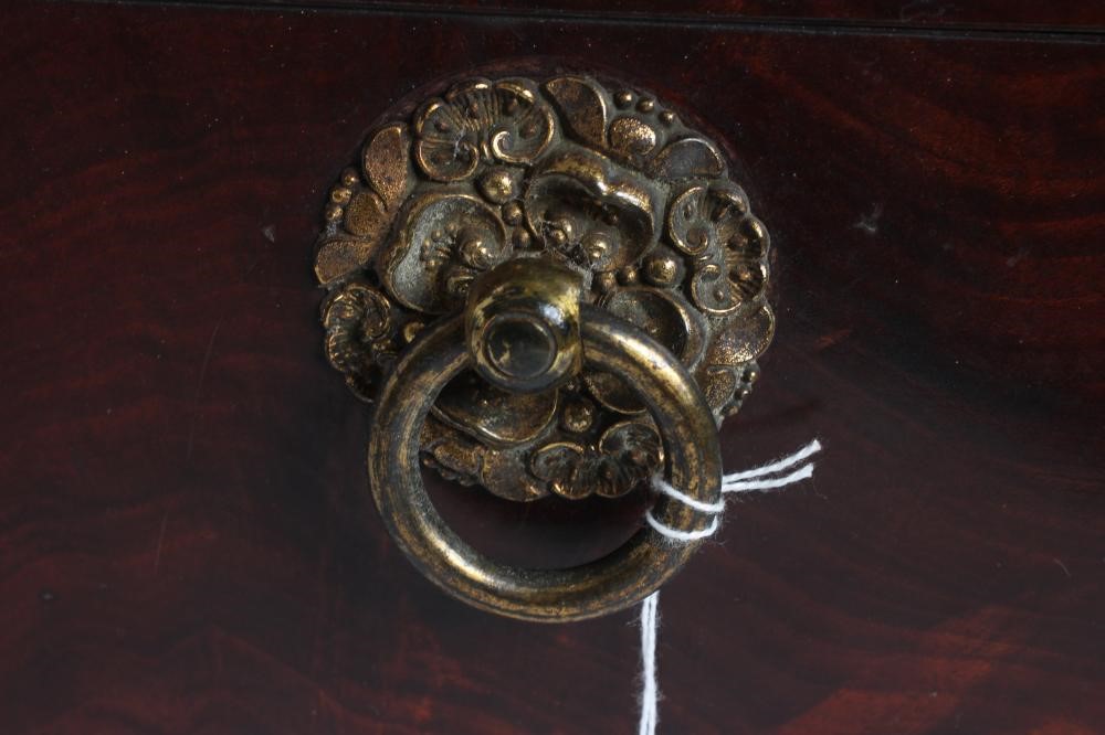 A REGENCY MAHOGANY WORK BOX Image