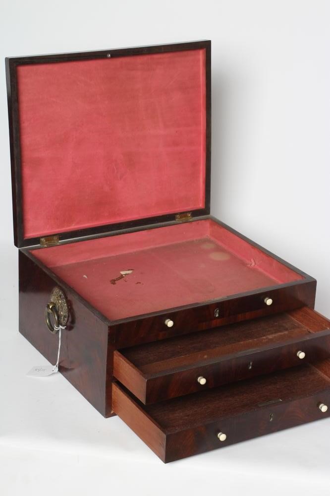 A REGENCY MAHOGANY WORK BOX Image