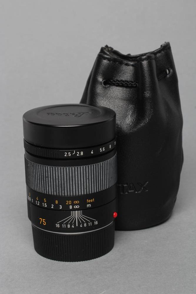 A LEICA SUMMARIT-M LENS Image