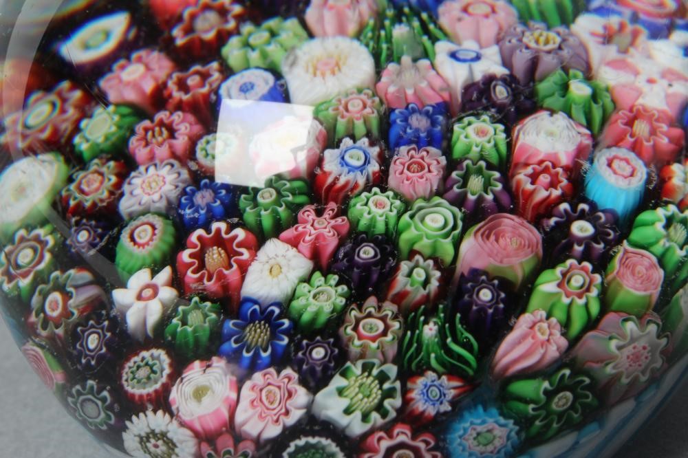 A CLICHY GLASS PAPERWEIGHT Image