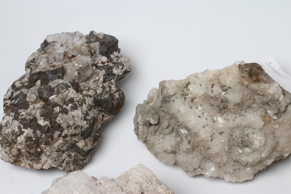 EIGHT LARGE GEOLOGICAL SPECIMENS Image