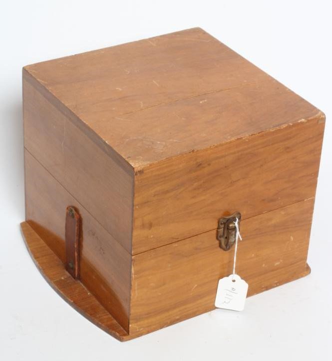 A MARINE CHRONOMETER signed Thomas Mercer 22104 Image