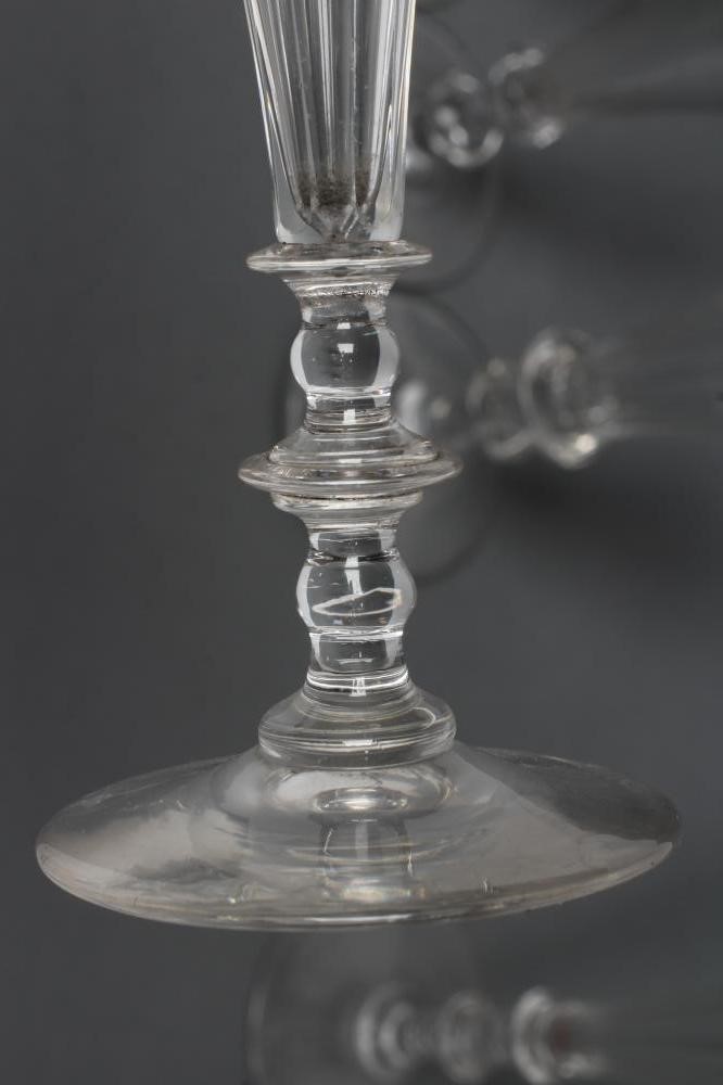 A COLLECTION OF EIGHT CHAMPAGNE FLUTES Image