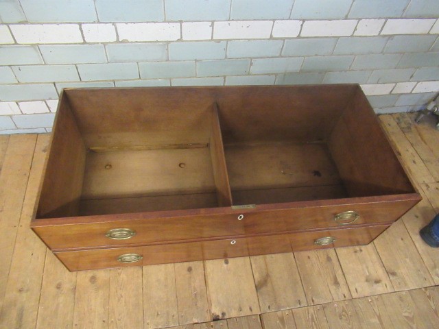 A GEORGIAN MAHOGANY SECRETAIRE BOOKCASE Image