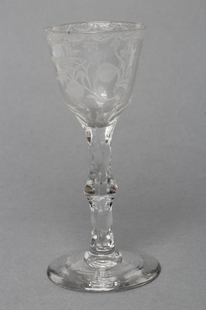 A WINE GLASS Image