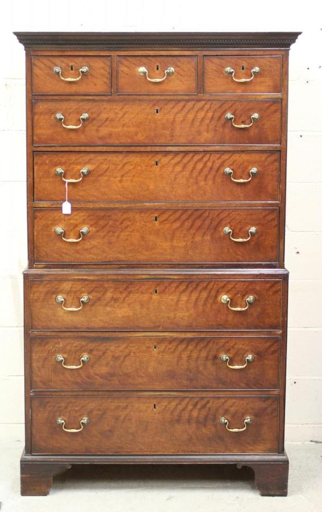 A GEORGIAN MAHOGANY CHEST ON CHEST Image