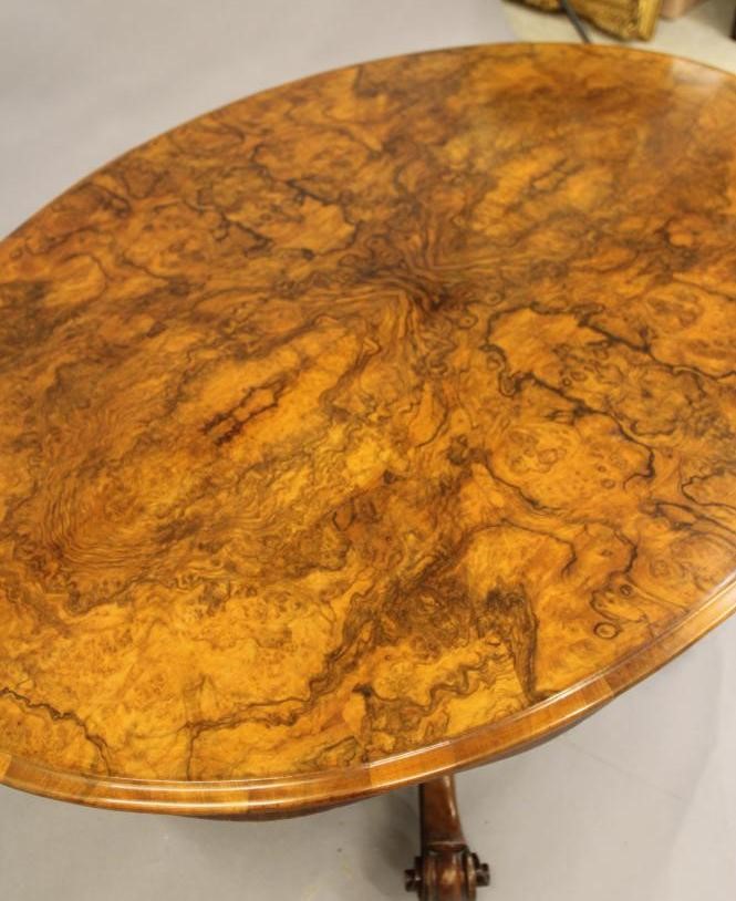 A VICTORIAN BURR WALNUT LOO TABLE Image