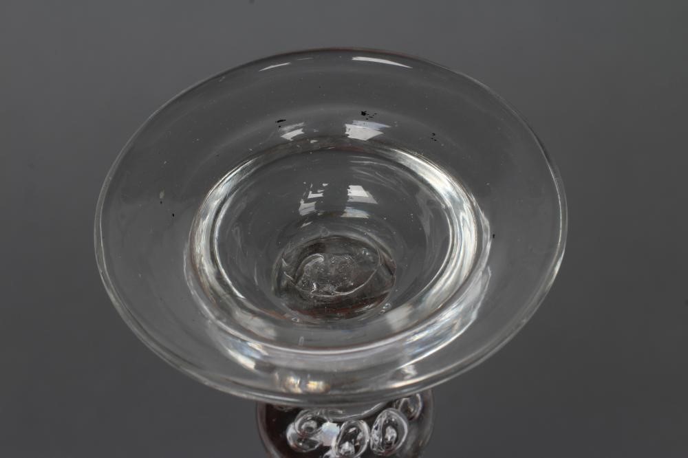 A WINE GLASS Image