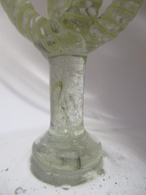 A FACON DE VENISE WINE GLASS Image