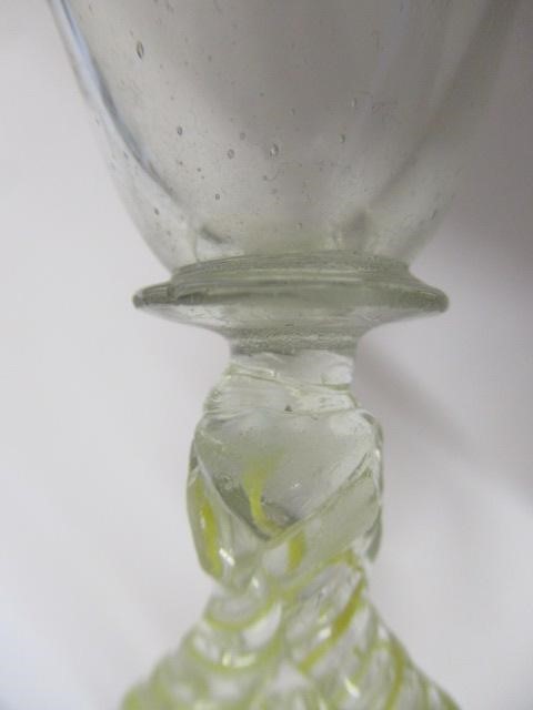 A FACON DE VENISE WINE GLASS Image