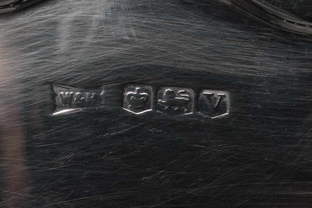 A LARGE SILVER SALVER Image