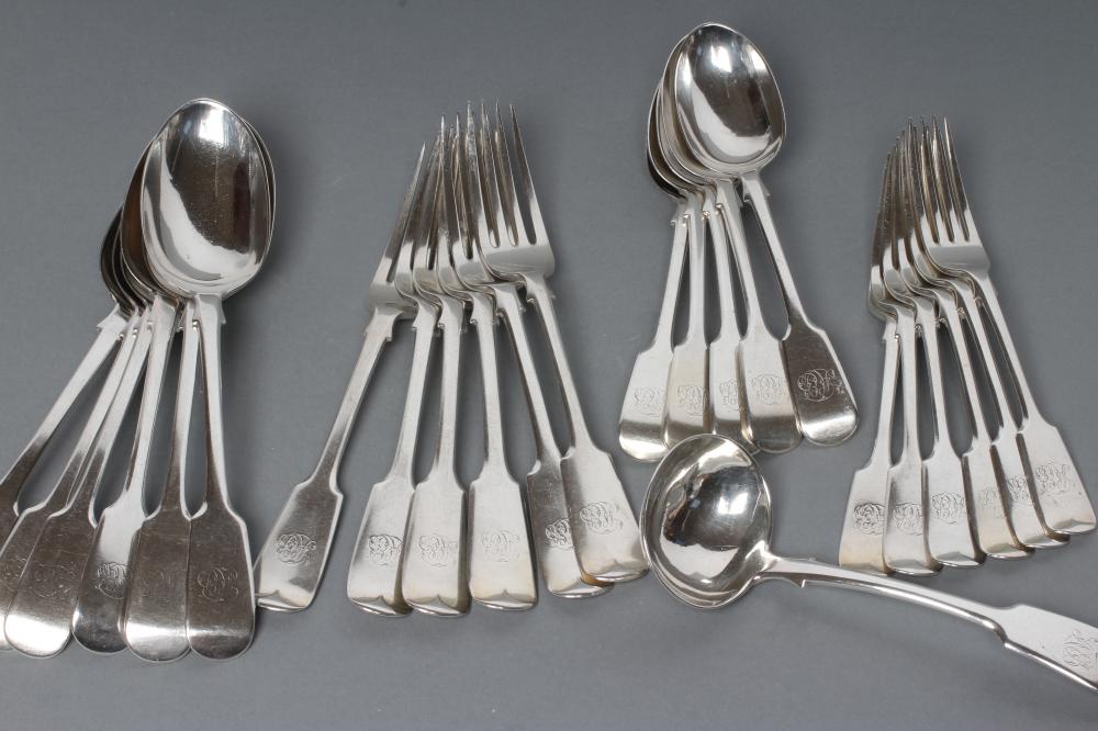 A LATE VICTORIAN SILVER PART TABLE SERVICE Image