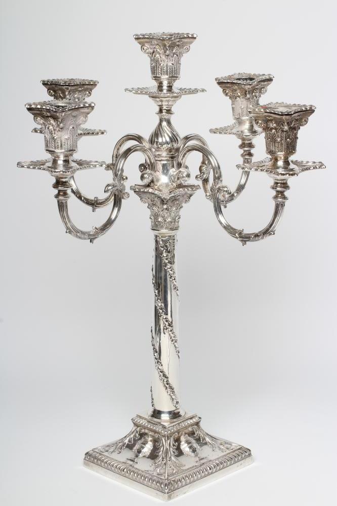 AN EDWARDIAN SILVER FOUR BRANCH FIVE LIGHT CANDELABRUM Image