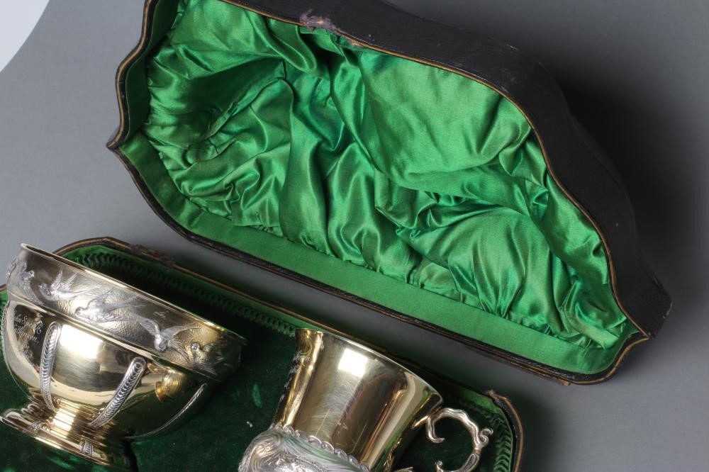 AN EDWARDIAN SILVER ARTS AND CRAFTS THREE PIECE CHRISTENING SET Image