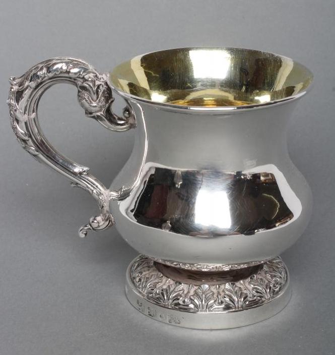 AN EARLY VICTORIAN SILVER CHRISTENING MUG Image