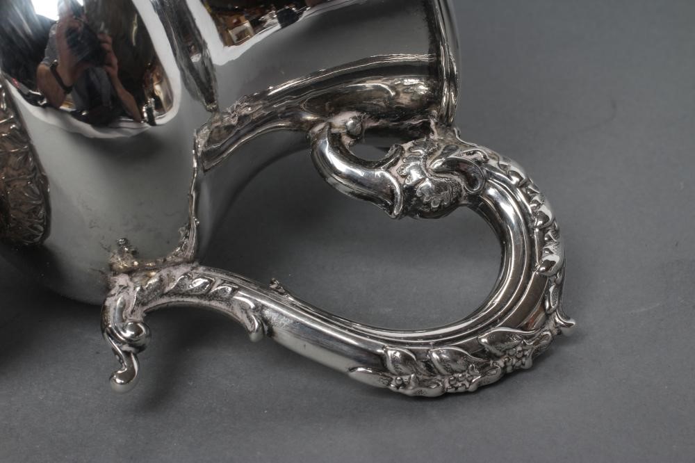 AN EARLY VICTORIAN SILVER CHRISTENING MUG Image