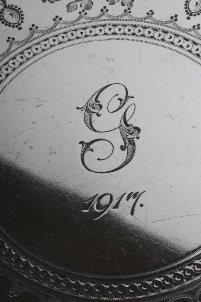AN EDWARDIAN SILVER SALVER Image