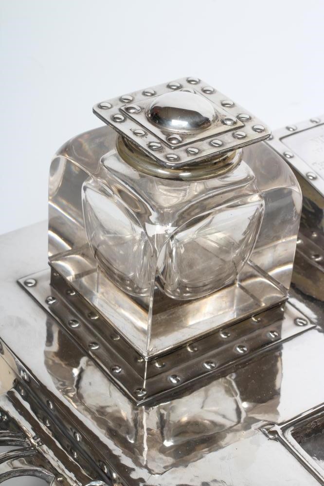 AN EDWARDIAN ARTS AND CRAFTS SILVER LARGE DESK STANDISH Image