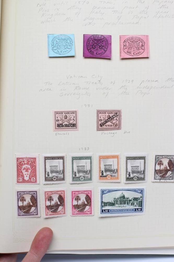 A GREAT BRITAIN AND VATICAN COLLECTION in simplex album Image