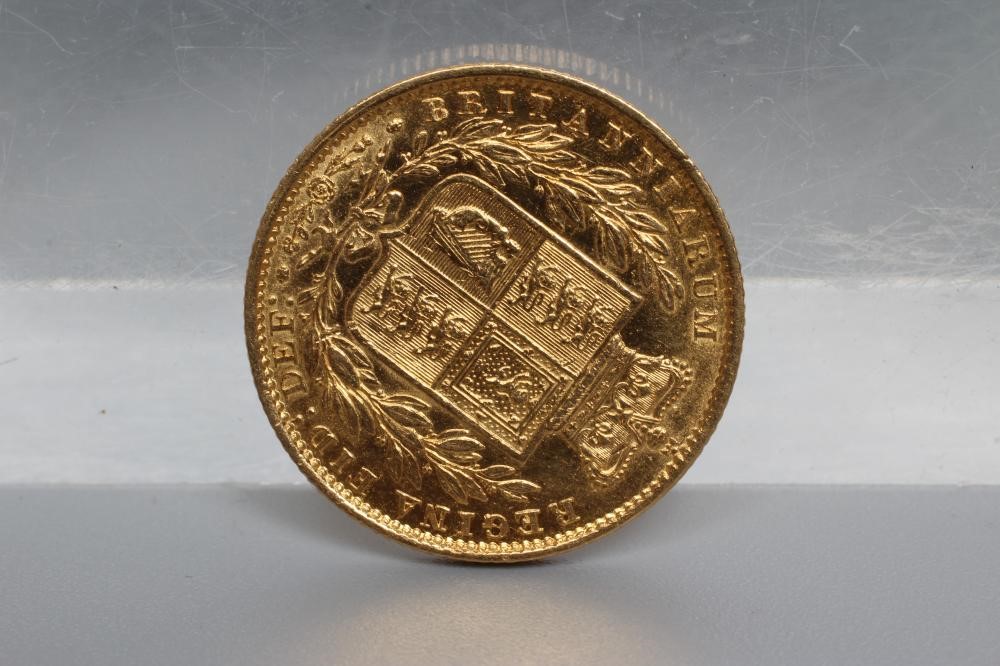 A VICTORIA SHIELD BACK YH SOVEREIGN Image