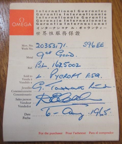 A GENTLEMAN'S 9CT GOLD OMEGA AUTOMATIC WRISTWATCH Image