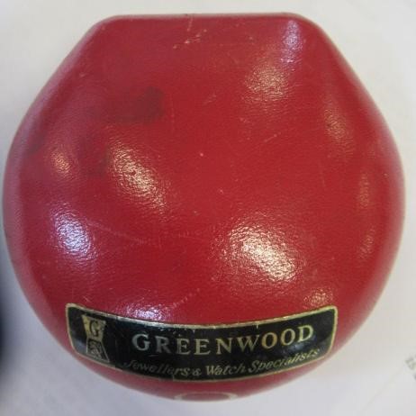 A LADY'S 9CT GOLD OMEGA WRISTWATCH Image