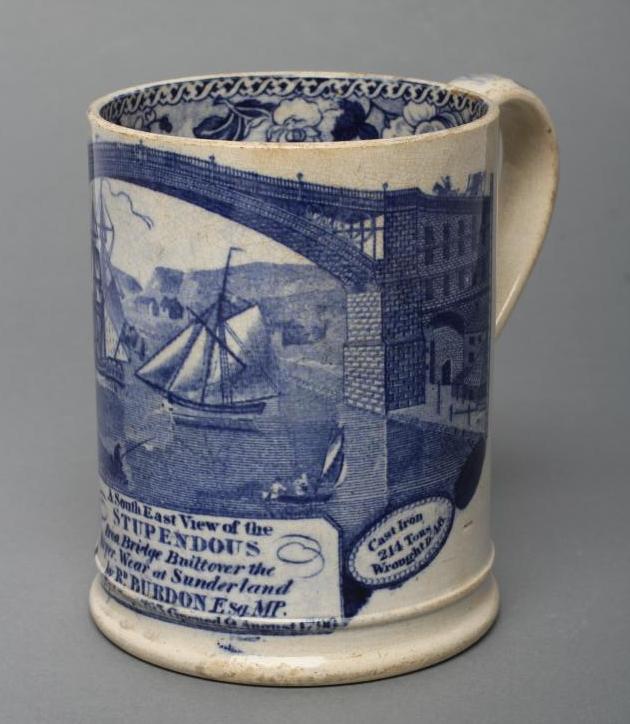 A PEARLWARE MUG Image