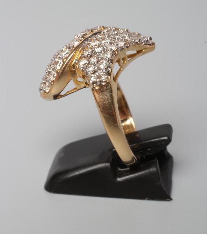 A DIAMOND DRESS RING Image